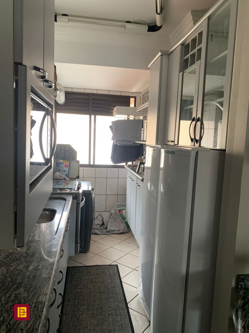 Apartamento com 80m², 4 quartos (sendo 1 suíte), 2 garagens, no bairro Praia Brava em Florianópolis