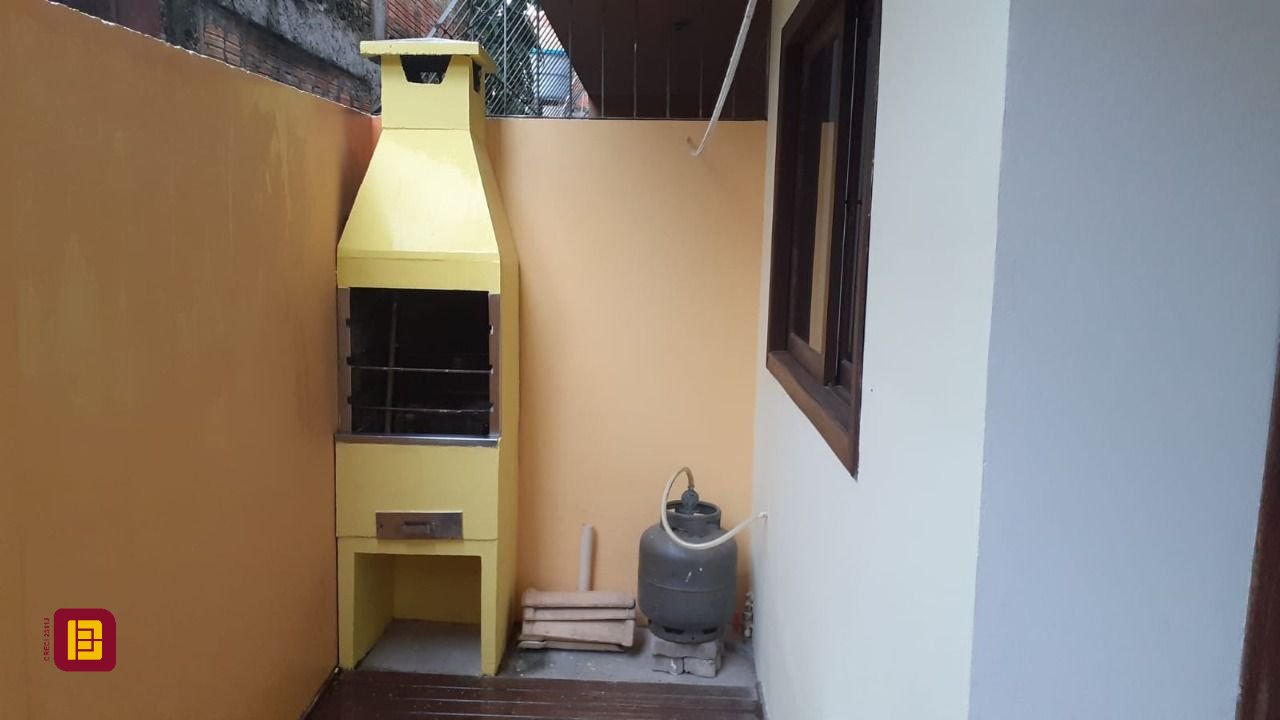 Casa com 85m², 2 quartos, 1 garagem, no bairro Ingleses em Florianópolis