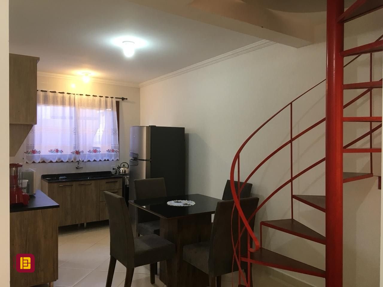 Casa com 85m², 2 quartos, 1 garagem, no bairro Ingleses em Florianópolis