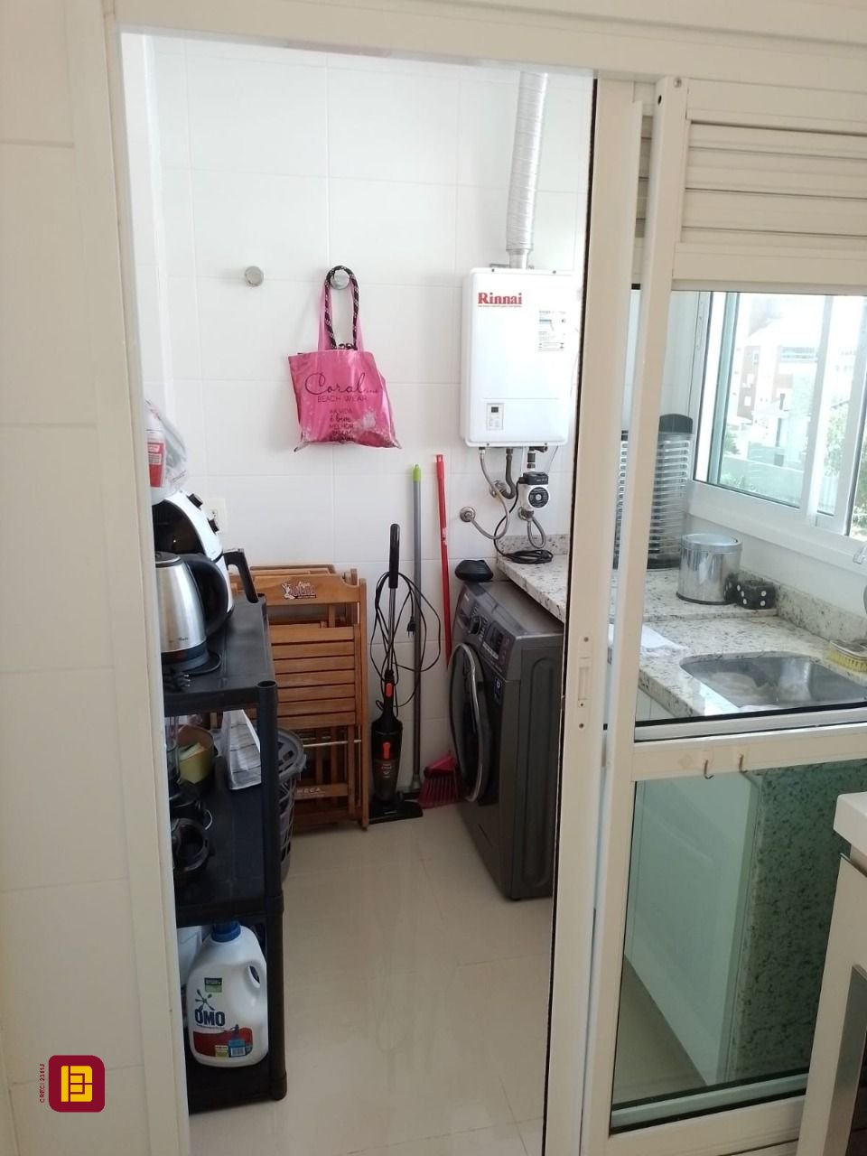 Cobertura com 95m², 2 quartos (sendo 1 suíte), 2 garagens, no bairro Açores em Florianópolis