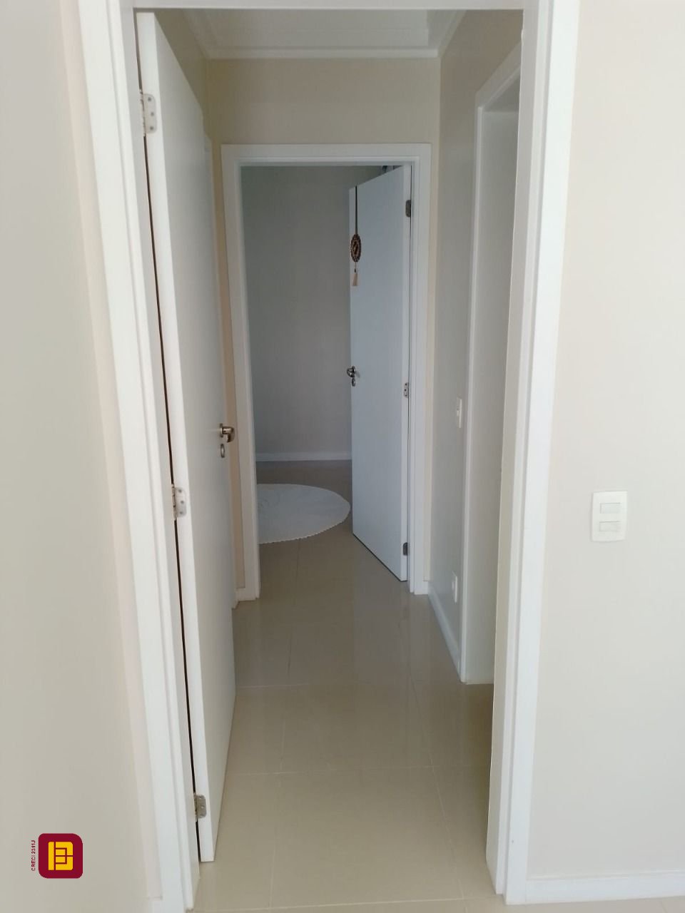 Cobertura com 95m², 2 quartos (sendo 1 suíte), 2 garagens, no bairro Açores em Florianópolis