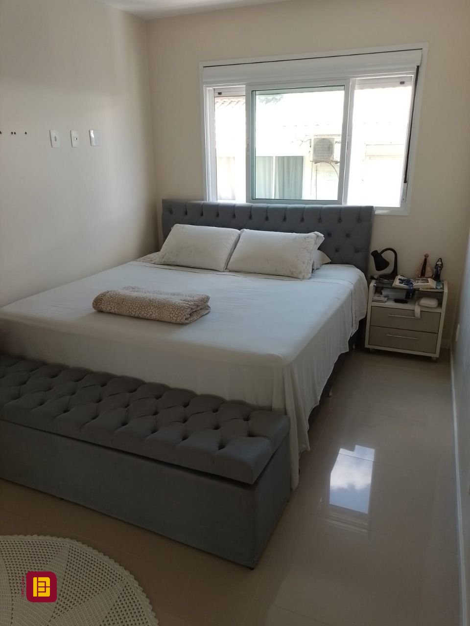 Cobertura com 95m², 2 quartos (sendo 1 suíte), 2 garagens, no bairro Açores em Florianópolis