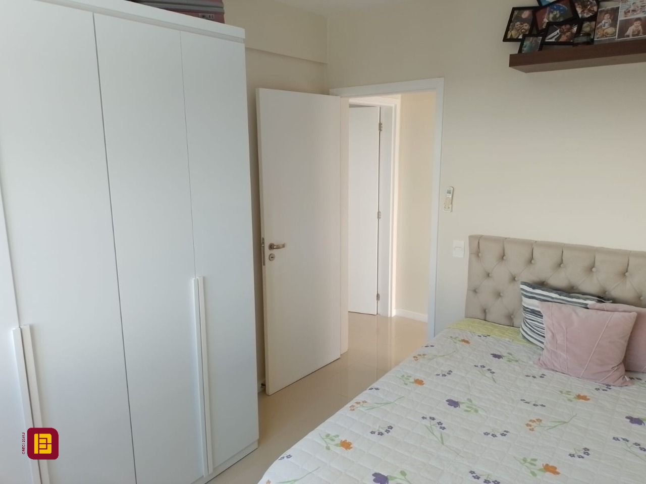 Cobertura com 95m², 2 quartos (sendo 1 suíte), 2 garagens, no bairro Açores em Florianópolis