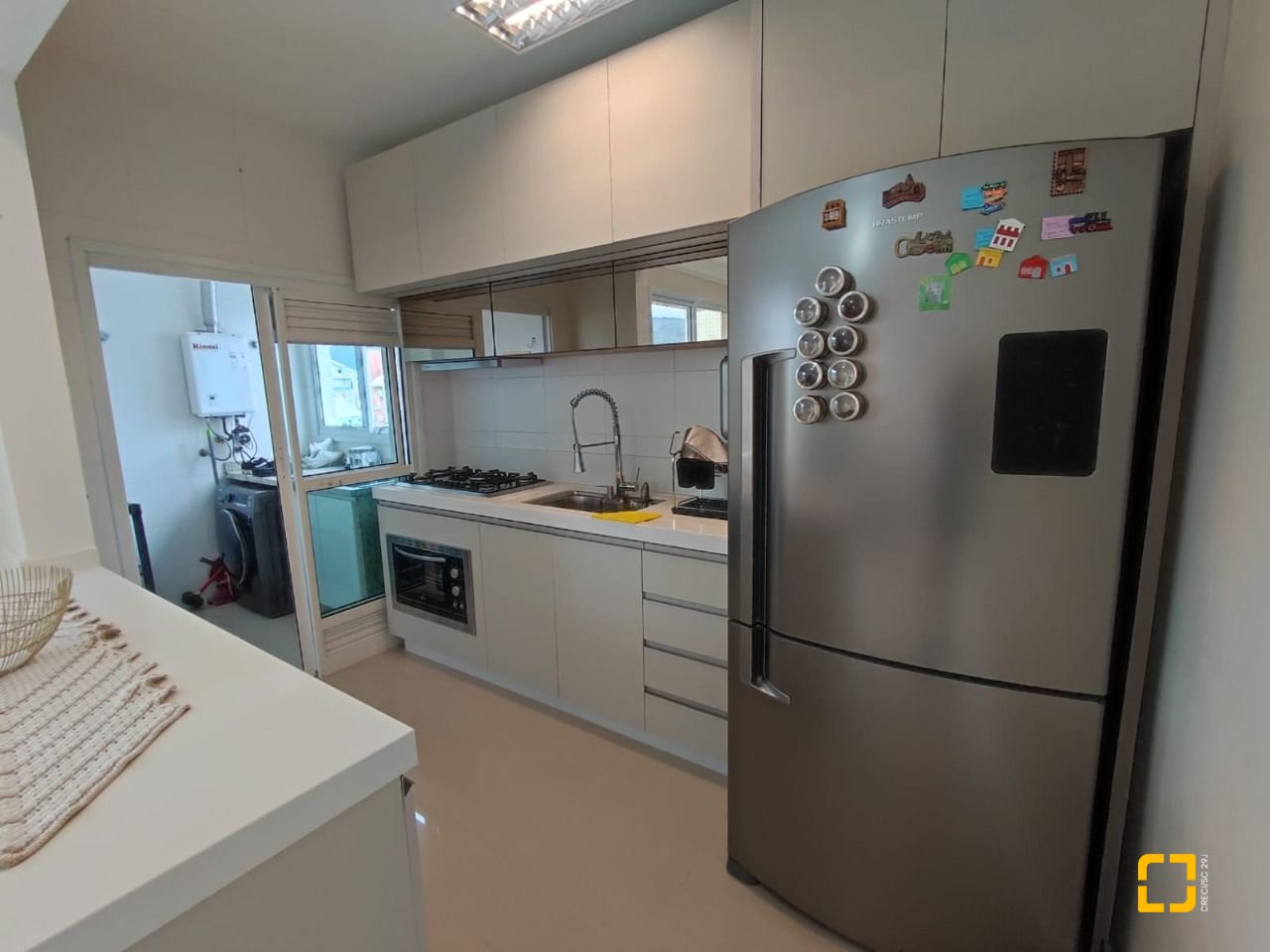 Cobertura com 95m², 2 quartos (sendo 1 suíte), 2 garagens, no bairro Açores em Florianópolis