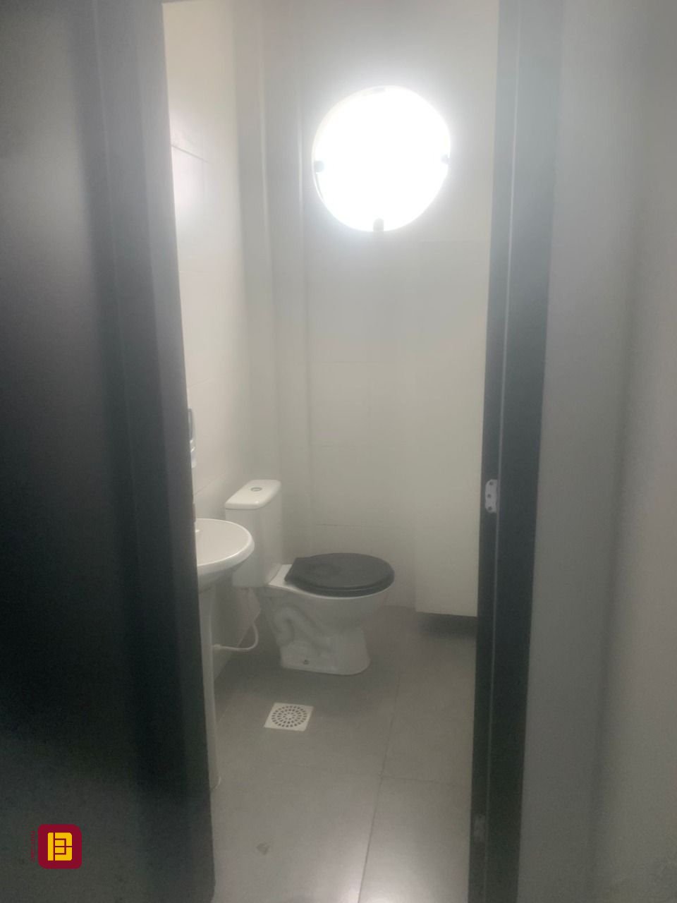 Sala com 65m², no bairro Ingleses em Florianópolis