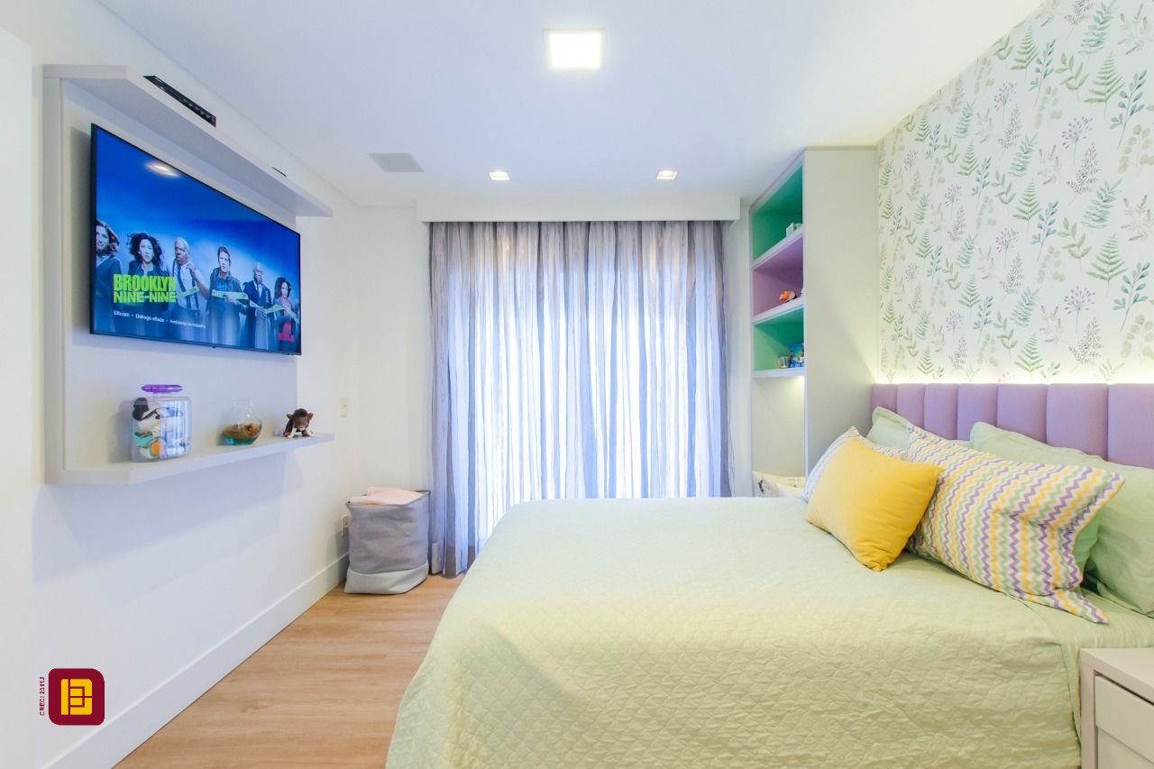 Casa de Condomínio com 942m², 6 quartos (sendo 5 suítes), 4 garagens, no bairro Cacupé em Florianópolis