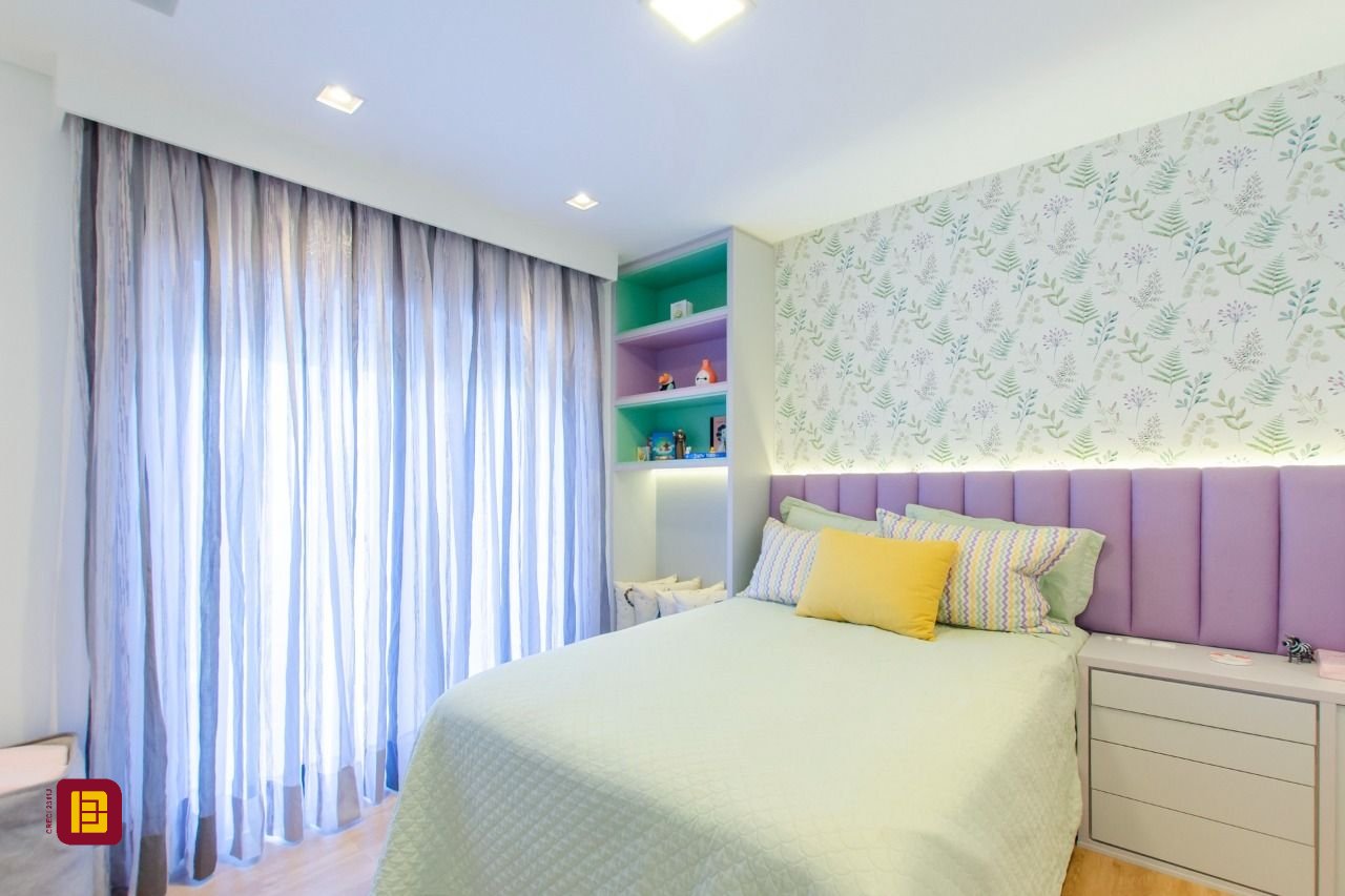 Casa de Condomínio com 942m², 6 quartos (sendo 5 suítes), 4 garagens, no bairro Cacupé em Florianópolis