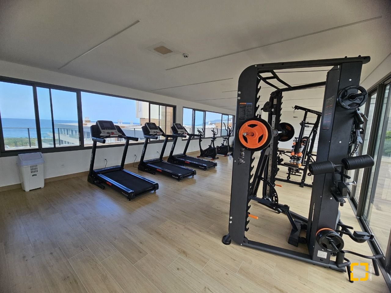 Apartamento com 119m², 3 quartos (sendo 1 suíte), 2 garagens, no bairro Morro das Pedras em Florianópolis