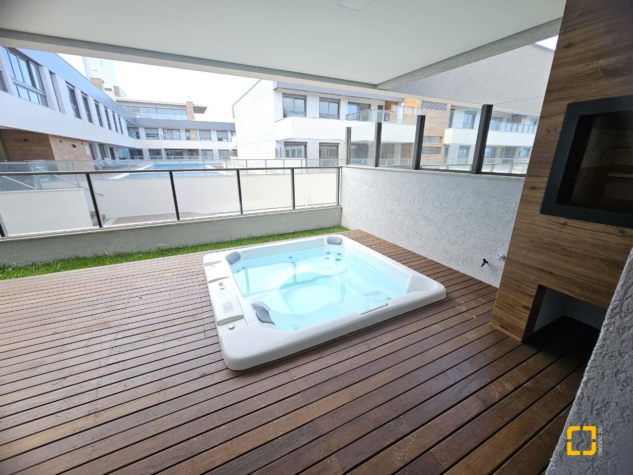 Apartamento com 119m², 3 quartos (sendo 1 suíte), 2 garagens, no bairro Morro das Pedras em Florianópolis