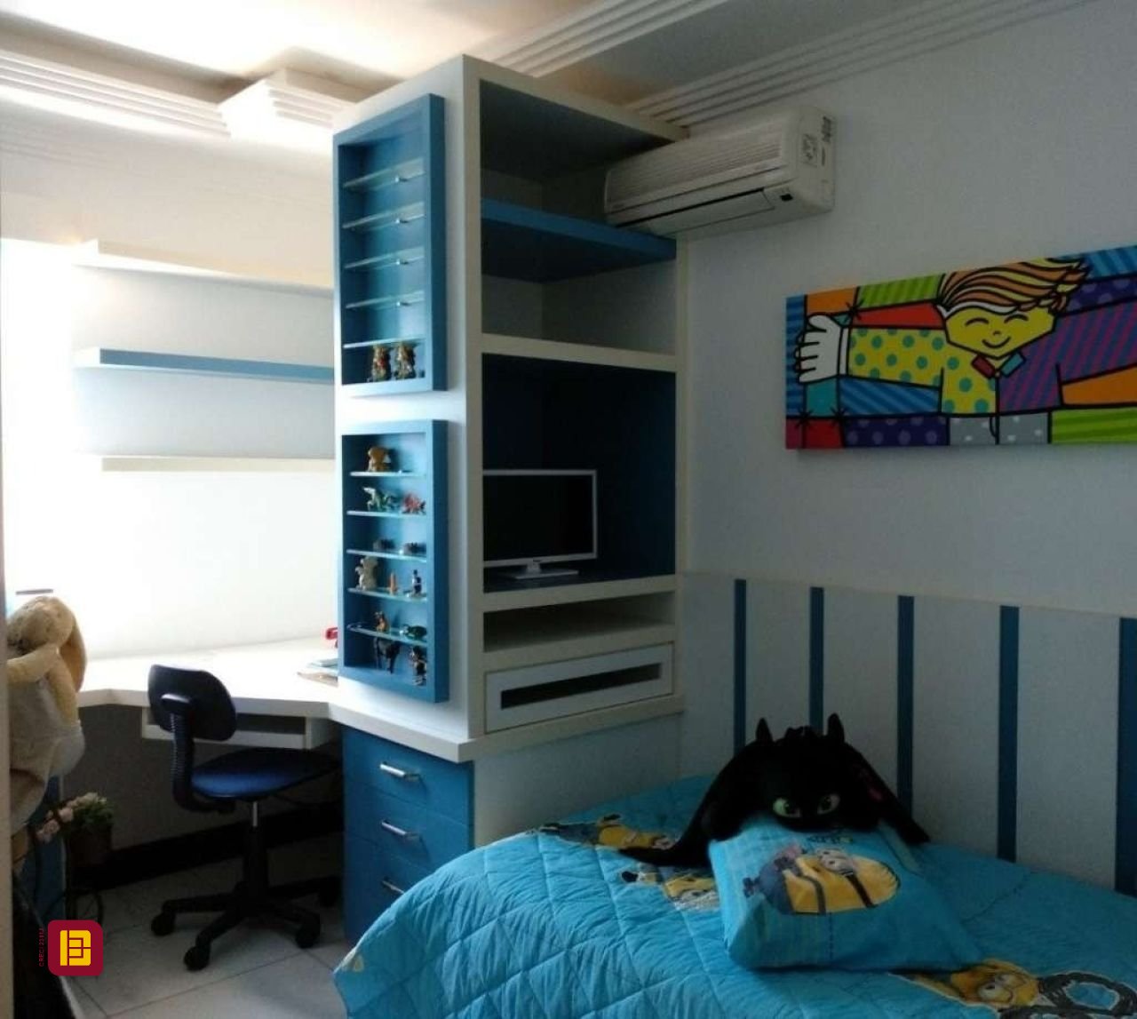Casa de Condomínio com 400m², 3 quartos (sendo 1 suíte), 2 garagens, no bairro Bosque das Mansões em São José