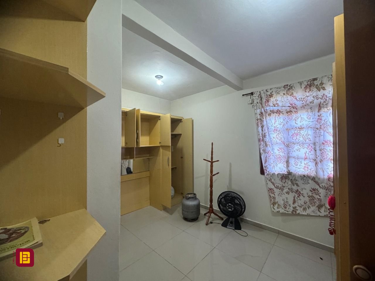 Terreno com 1036m², no bairro Rio Tavares em Florianópolis