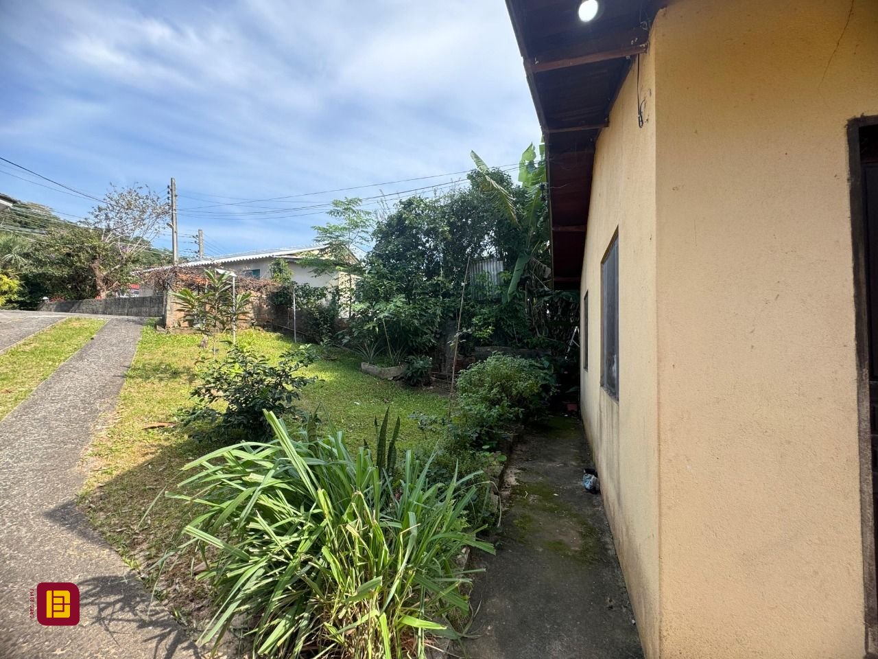 Terreno com 1036m², no bairro Rio Tavares em Florianópolis