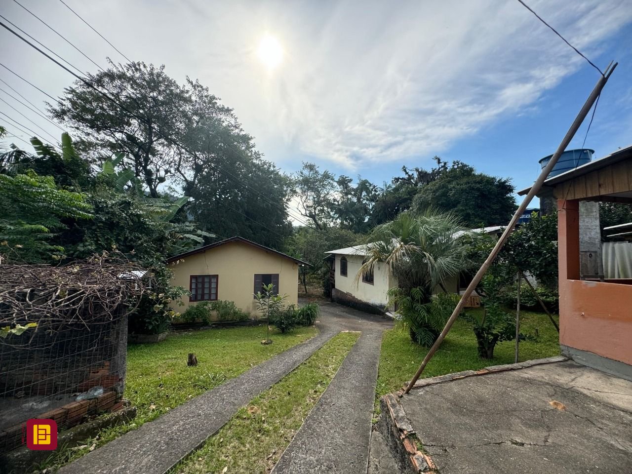 Terreno com 1036m², no bairro Rio Tavares em Florianópolis