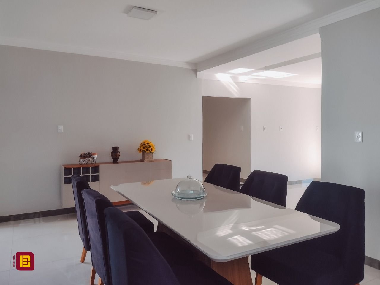 Casa com 132m², 6 quartos (sendo 2 suítes), 2 garagens, no bairro Ingleses em Florianópolis