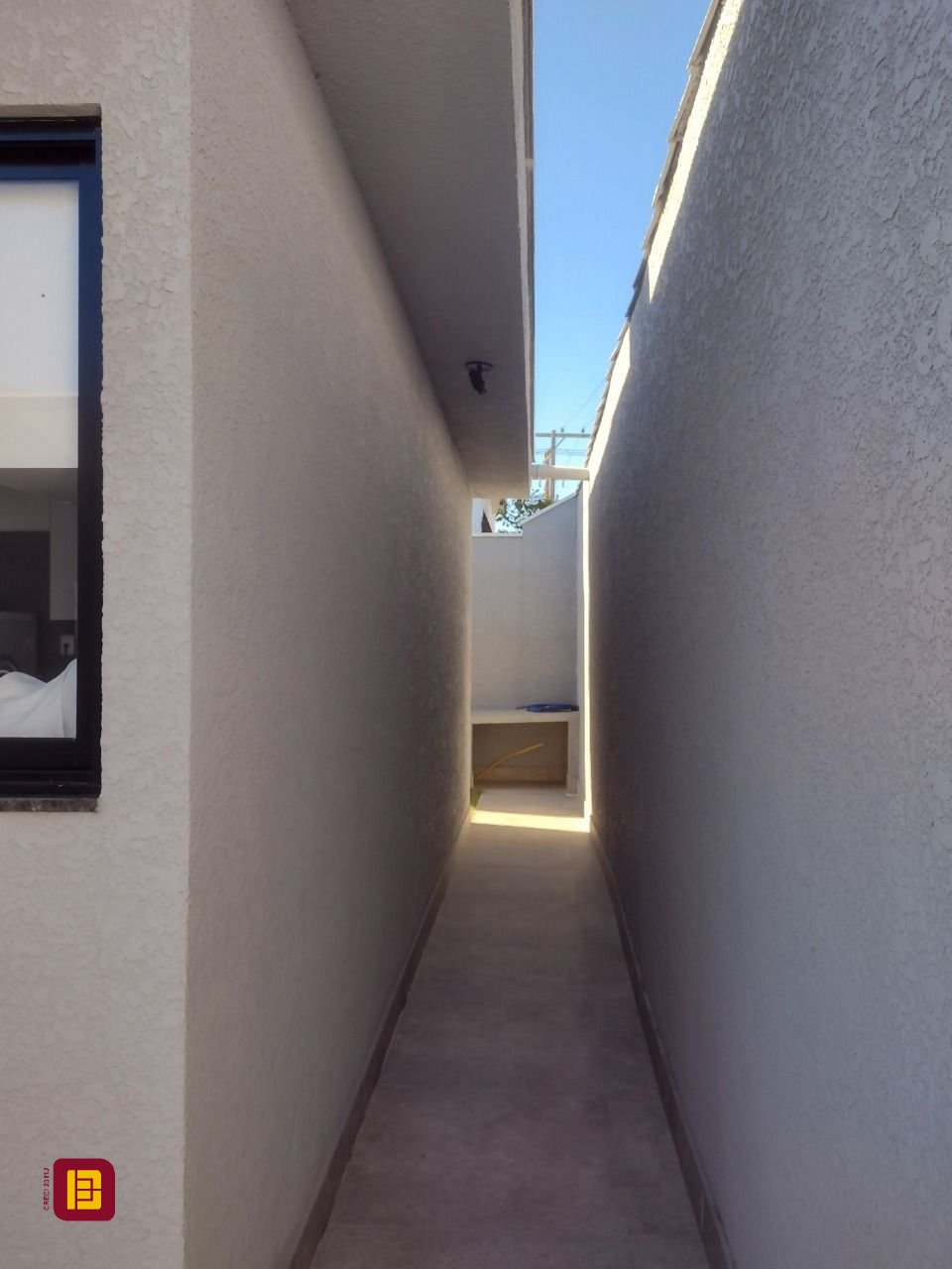 Casa com 132m², 6 quartos (sendo 2 suítes), 2 garagens, no bairro Ingleses em Florianópolis