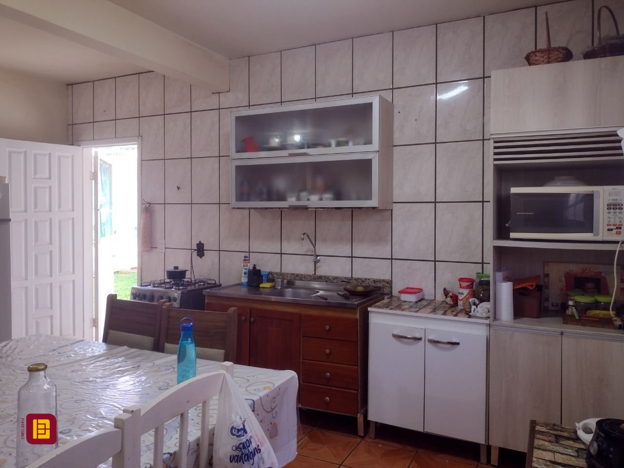 Casa com 133m², 7 quartos (sendo 2 suítes), 3 garagens, no bairro Ingleses em Florianópolis