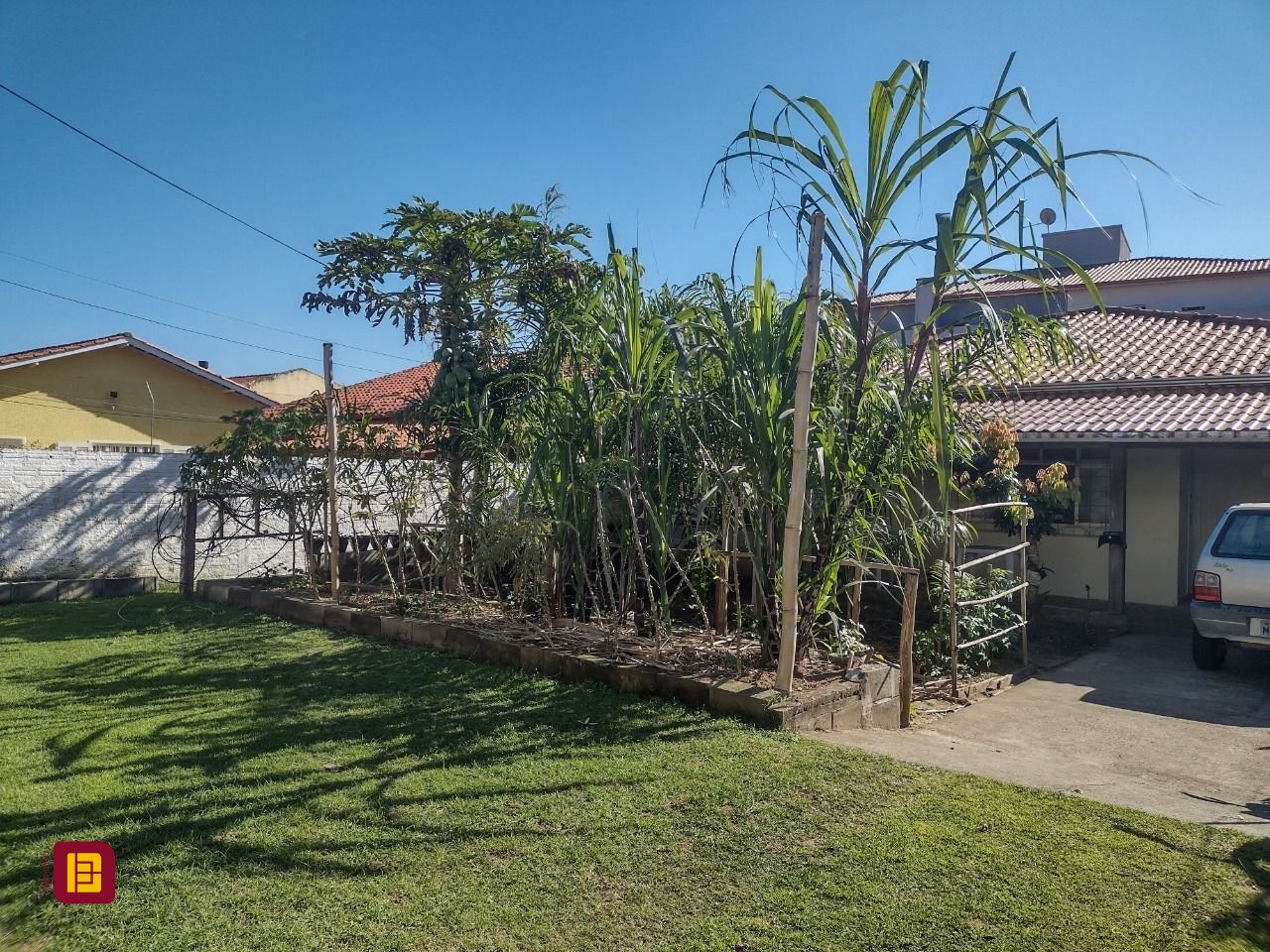 Casa com 133m², 7 quartos (sendo 2 suítes), 3 garagens, no bairro Ingleses em Florianópolis