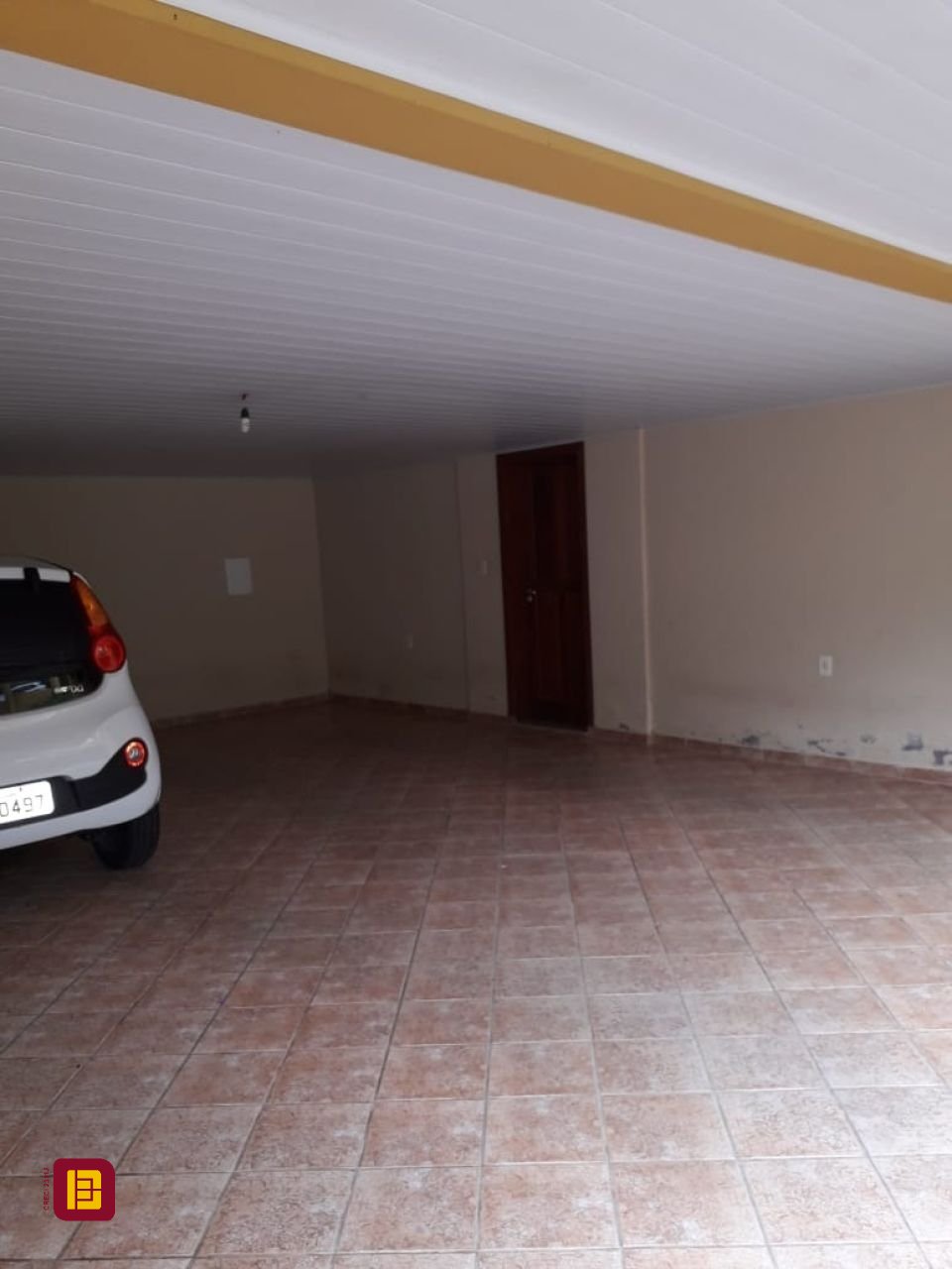 Casa com 430m², 5 quartos (sendo 1 suíte), 4 garagens, no bairro Lagoa da Conceição em Florianópolis