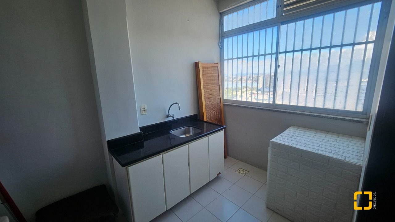 Apartamento com 102m², 3 quartos, no bairro Centro em Florianópolis