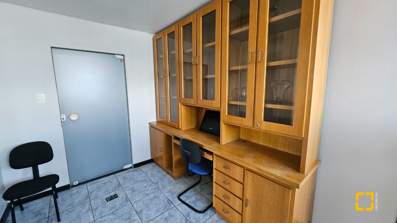 Apartamento com 102m², 3 quartos, no bairro Centro em Florianópolis