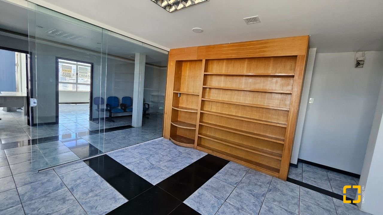 Apartamento com 102m², 3 quartos, no bairro Centro em Florianópolis