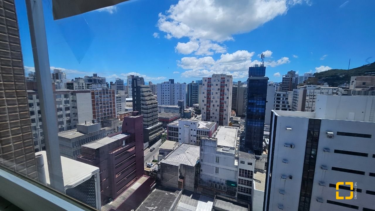 Apartamento com 102m², 3 quartos, no bairro Centro em Florianópolis