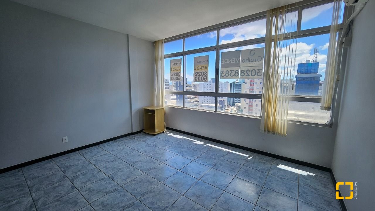 Apartamento com 102m², 3 quartos, no bairro Centro em Florianópolis