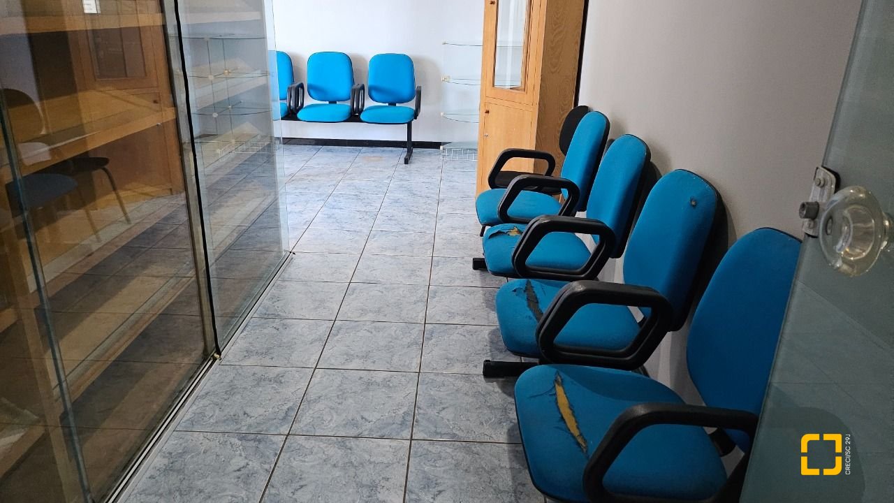 Apartamento com 102m², 3 quartos, no bairro Centro em Florianópolis