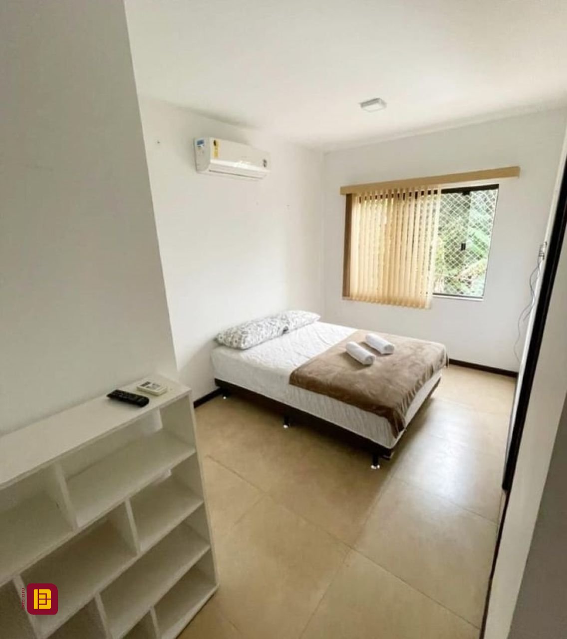Casa com 290m², 3 quartos (sendo 3 suítes), 5 garagens, no bairro Ratones em Florianópolis