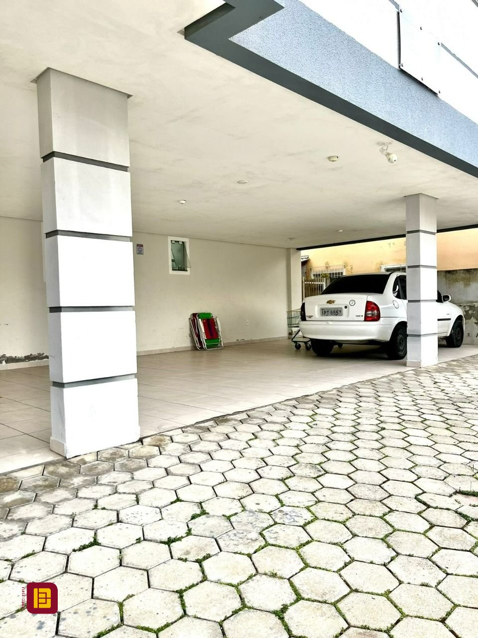 Apartamento com 72m², 4 quartos (sendo 1 suíte), 1 garagem, no bairro Ingleses em Florianópolis