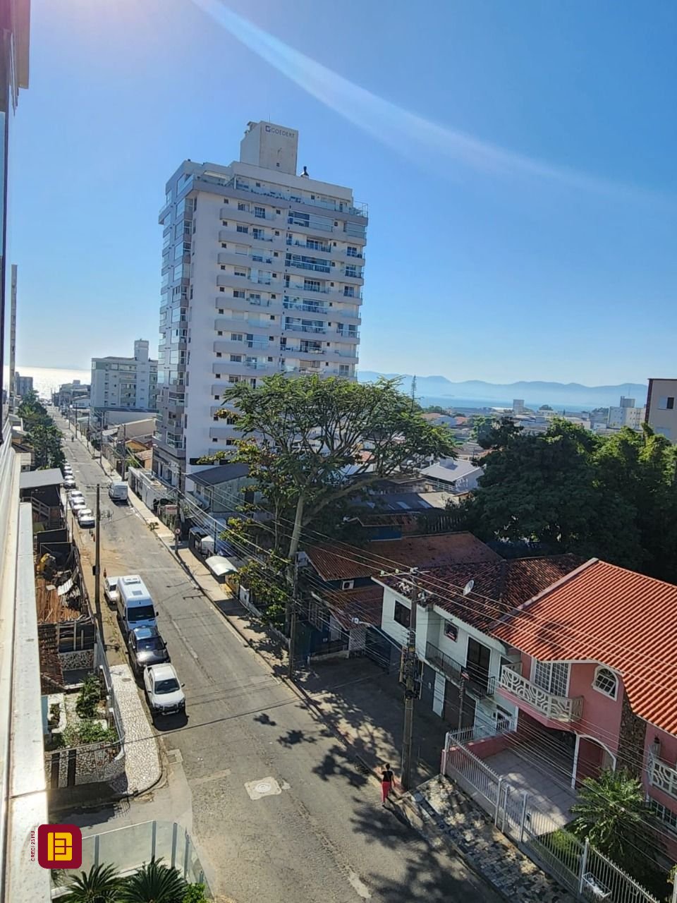 Apartamento com 92m², 3 quartos (sendo 1 suíte), 1 garagem, no bairro Barreiros em São José