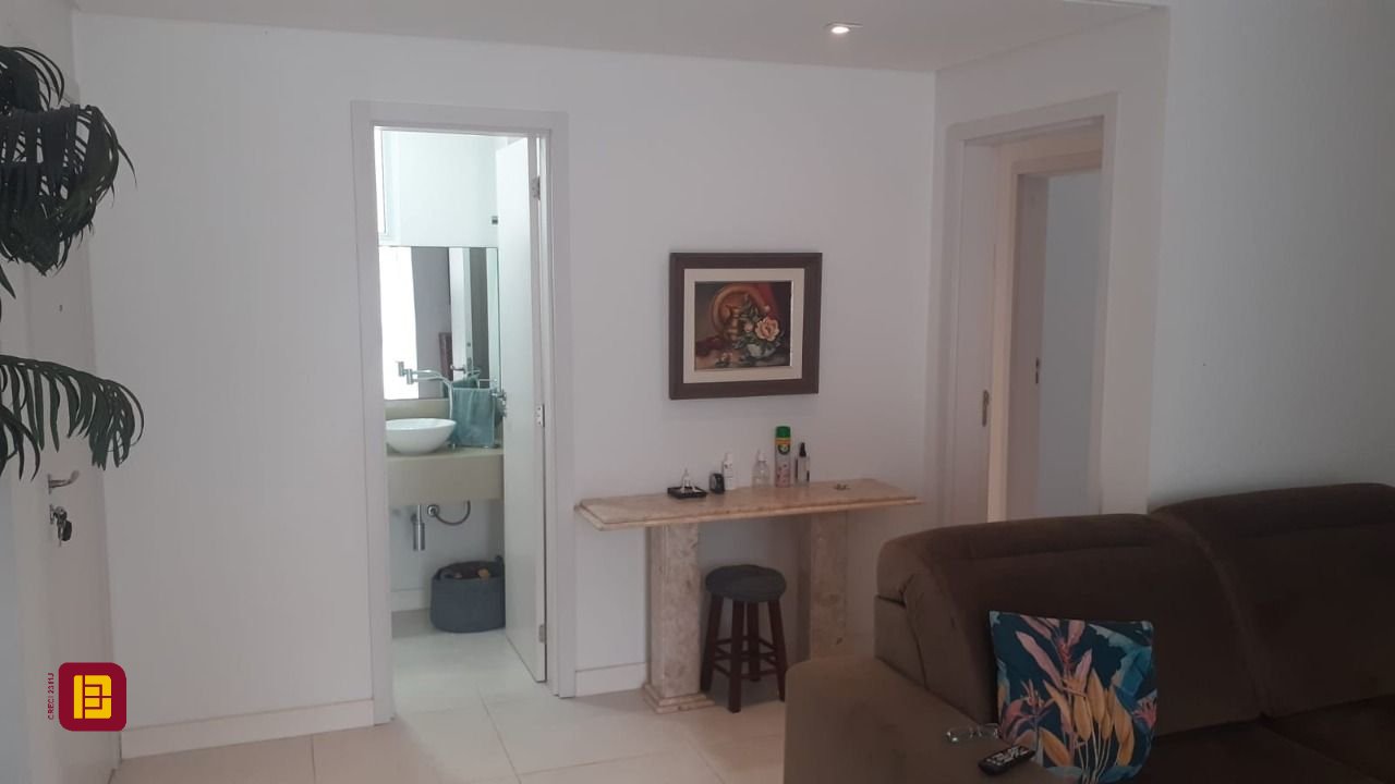 Cobertura com 252m², 6 quartos (sendo 2 suítes), 2 garagens, no bairro Ingleses em Florianópolis