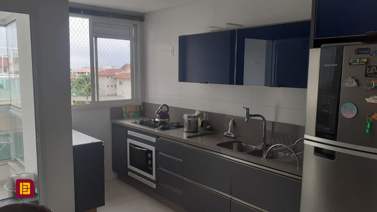 Cobertura com 252m², 6 quartos (sendo 2 suítes), 2 garagens, no bairro Ingleses em Florianópolis
