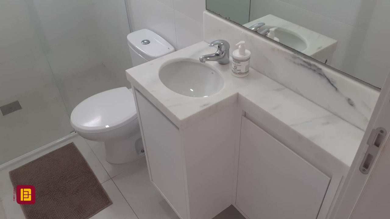 Cobertura com 252m², 6 quartos (sendo 2 suítes), 2 garagens, no bairro Ingleses em Florianópolis