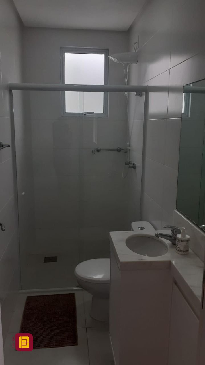 Cobertura com 252m², 6 quartos (sendo 2 suítes), 2 garagens, no bairro Ingleses em Florianópolis