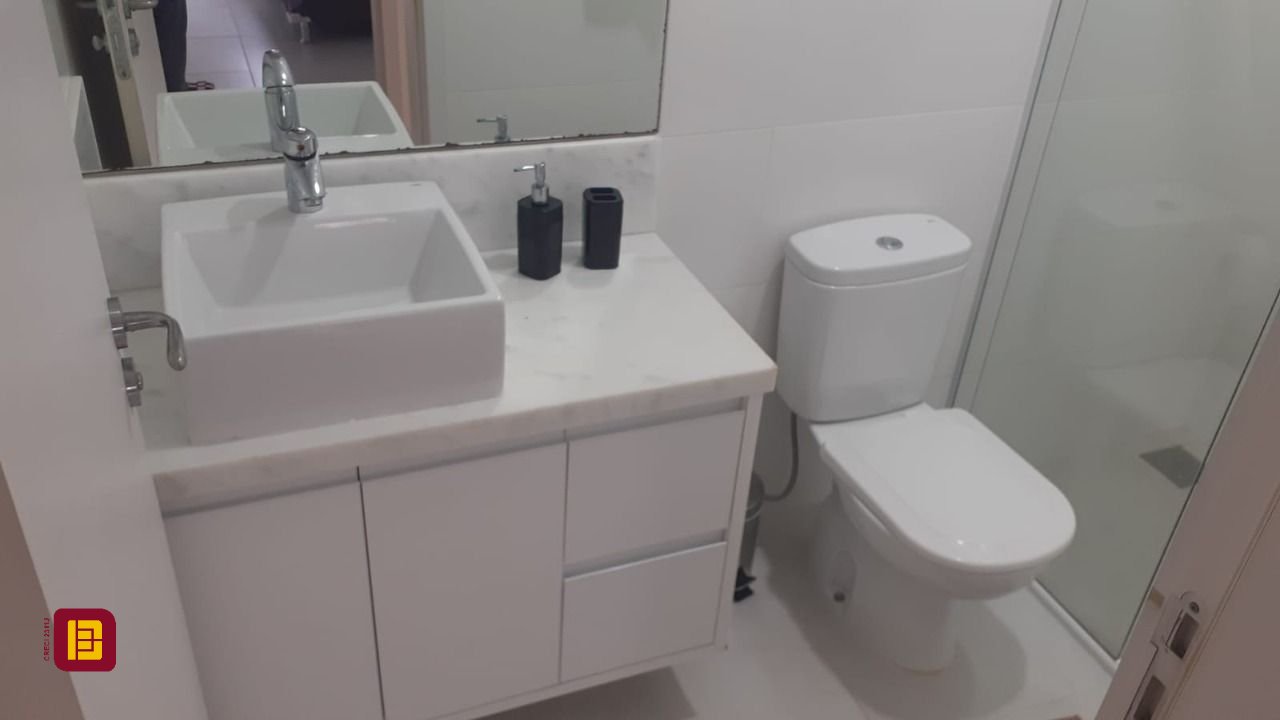 Cobertura com 252m², 6 quartos (sendo 2 suítes), 2 garagens, no bairro Ingleses em Florianópolis