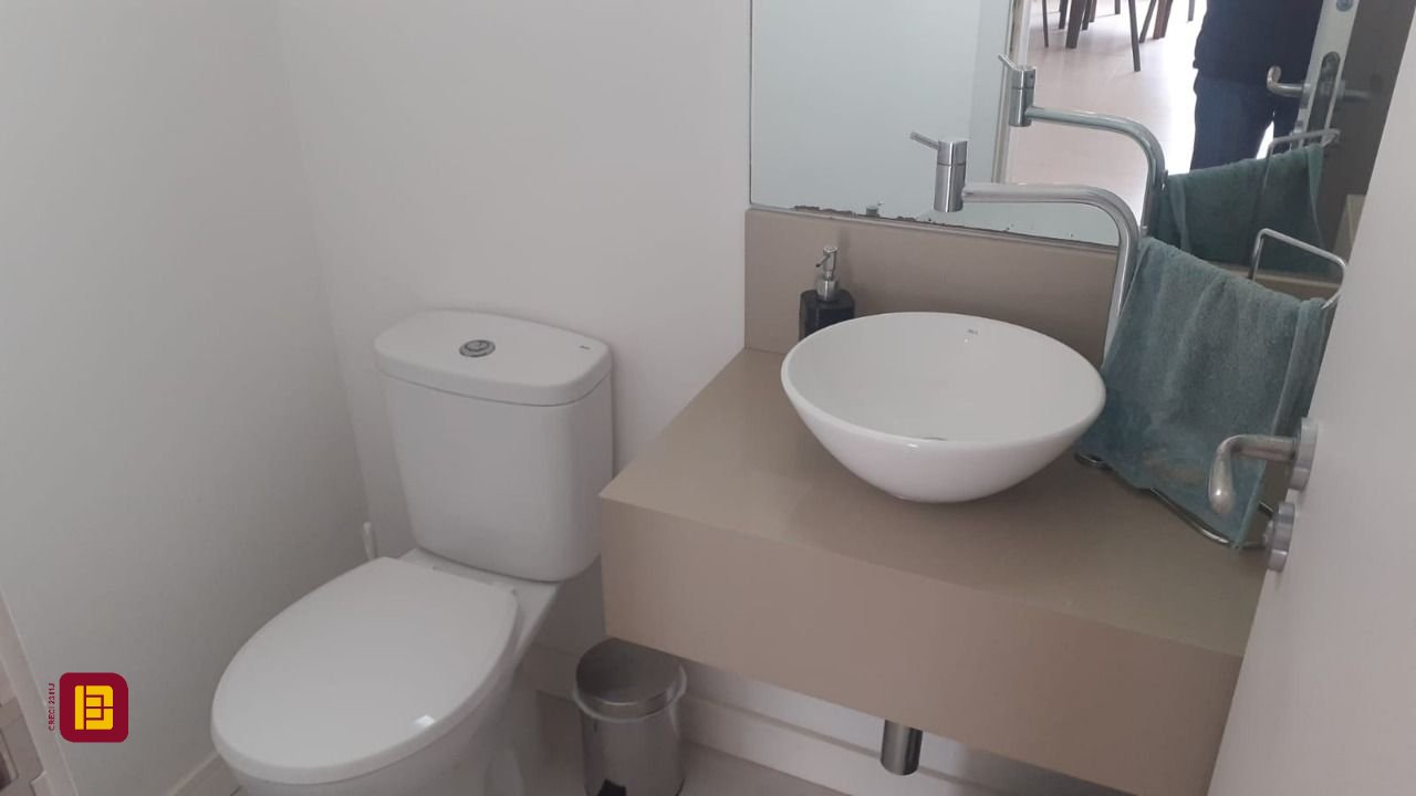 Cobertura com 252m², 6 quartos (sendo 2 suítes), 2 garagens, no bairro Ingleses em Florianópolis