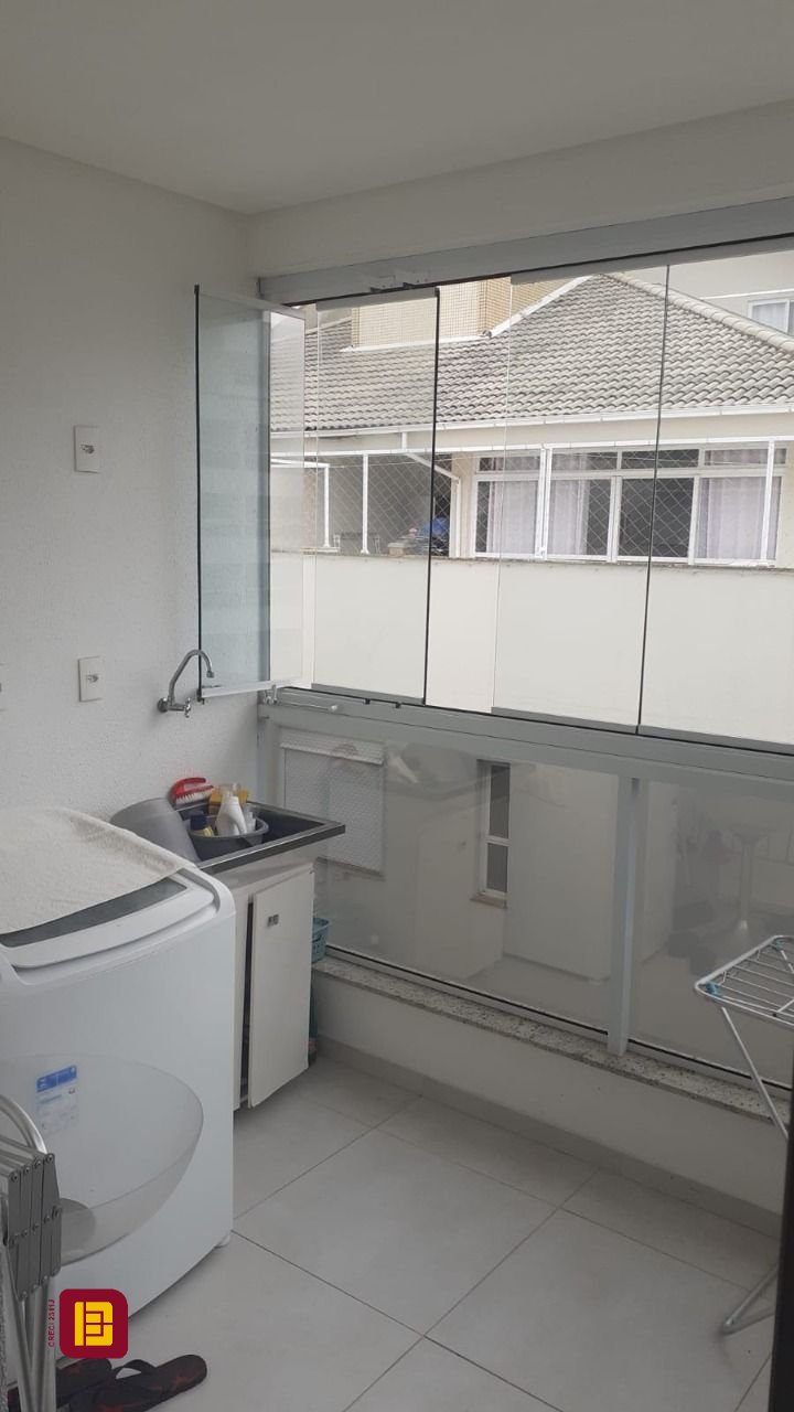 Cobertura com 252m², 6 quartos (sendo 2 suítes), 2 garagens, no bairro Ingleses em Florianópolis