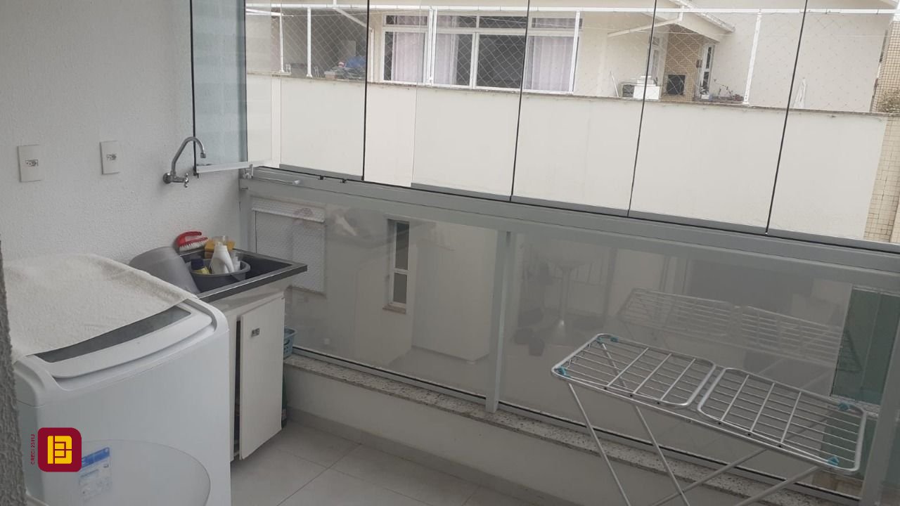 Cobertura com 252m², 6 quartos (sendo 2 suítes), 2 garagens, no bairro Ingleses em Florianópolis