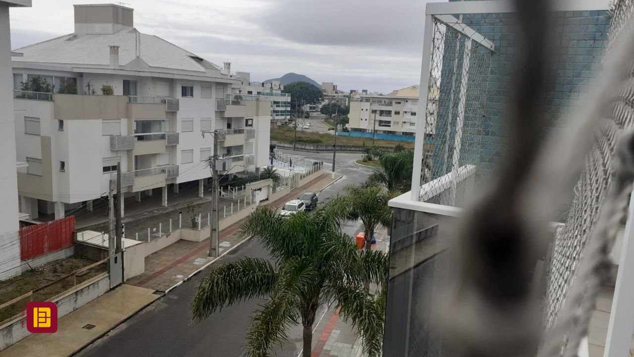 Cobertura com 252m², 6 quartos (sendo 2 suítes), 2 garagens, no bairro Ingleses em Florianópolis