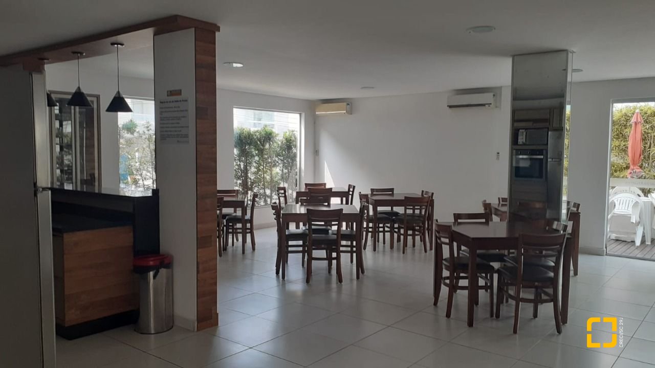 Cobertura com 252m², 6 quartos (sendo 2 suítes), 2 garagens, no bairro Ingleses em Florianópolis