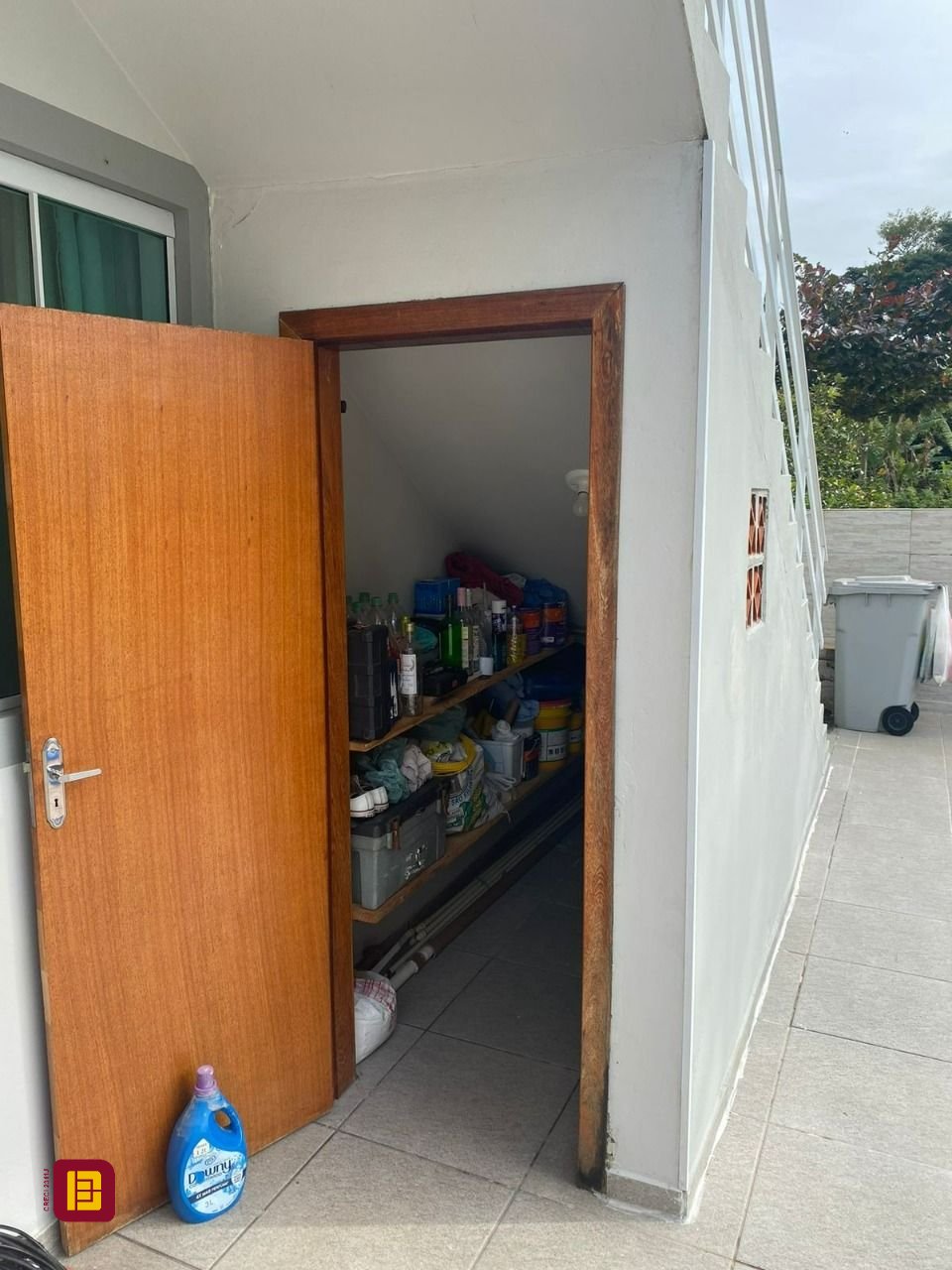 Casa com 162m², 4 quartos (sendo 2 suítes), 6 garagens, no bairro Cachoeira do Bom Jesus em Florianópolis
