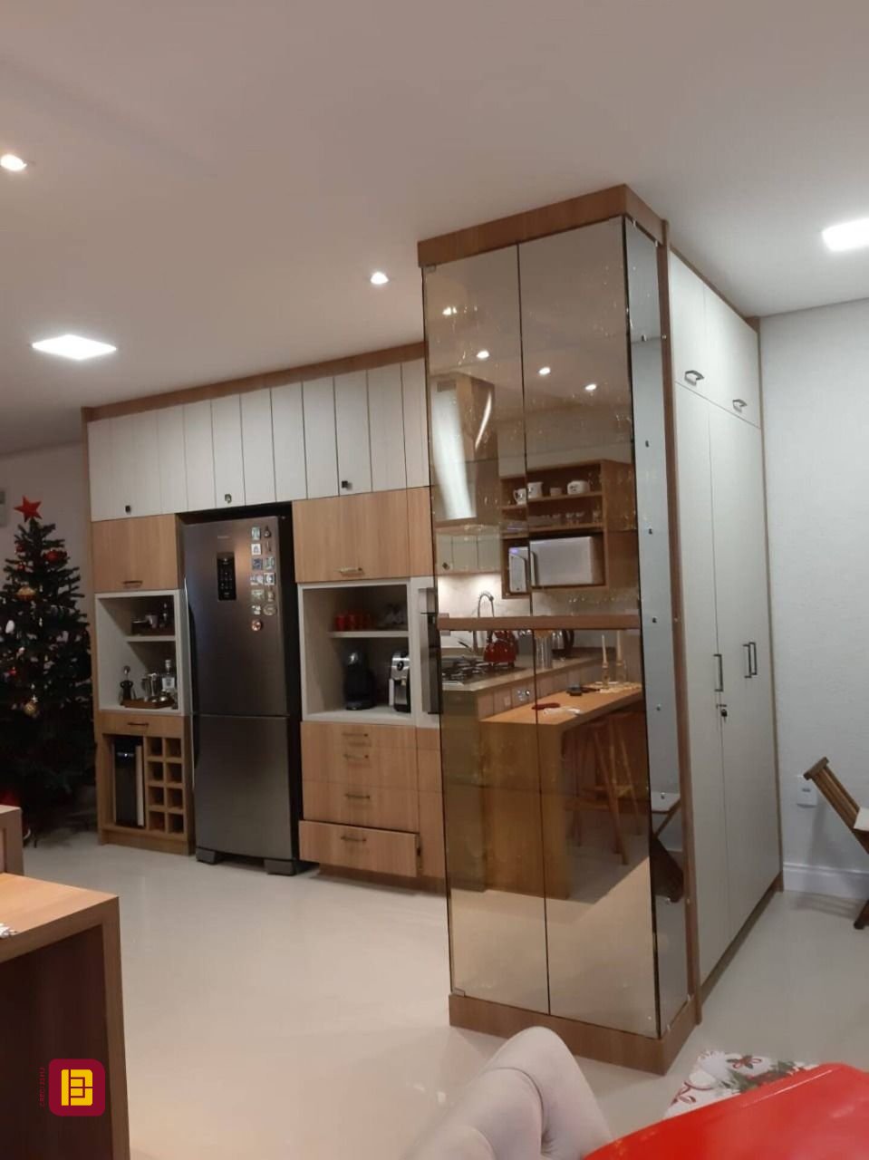 Casa com 190m², 3 quartos (sendo 2 suítes), 3 garagens, no bairro Daniela em Florianópolis