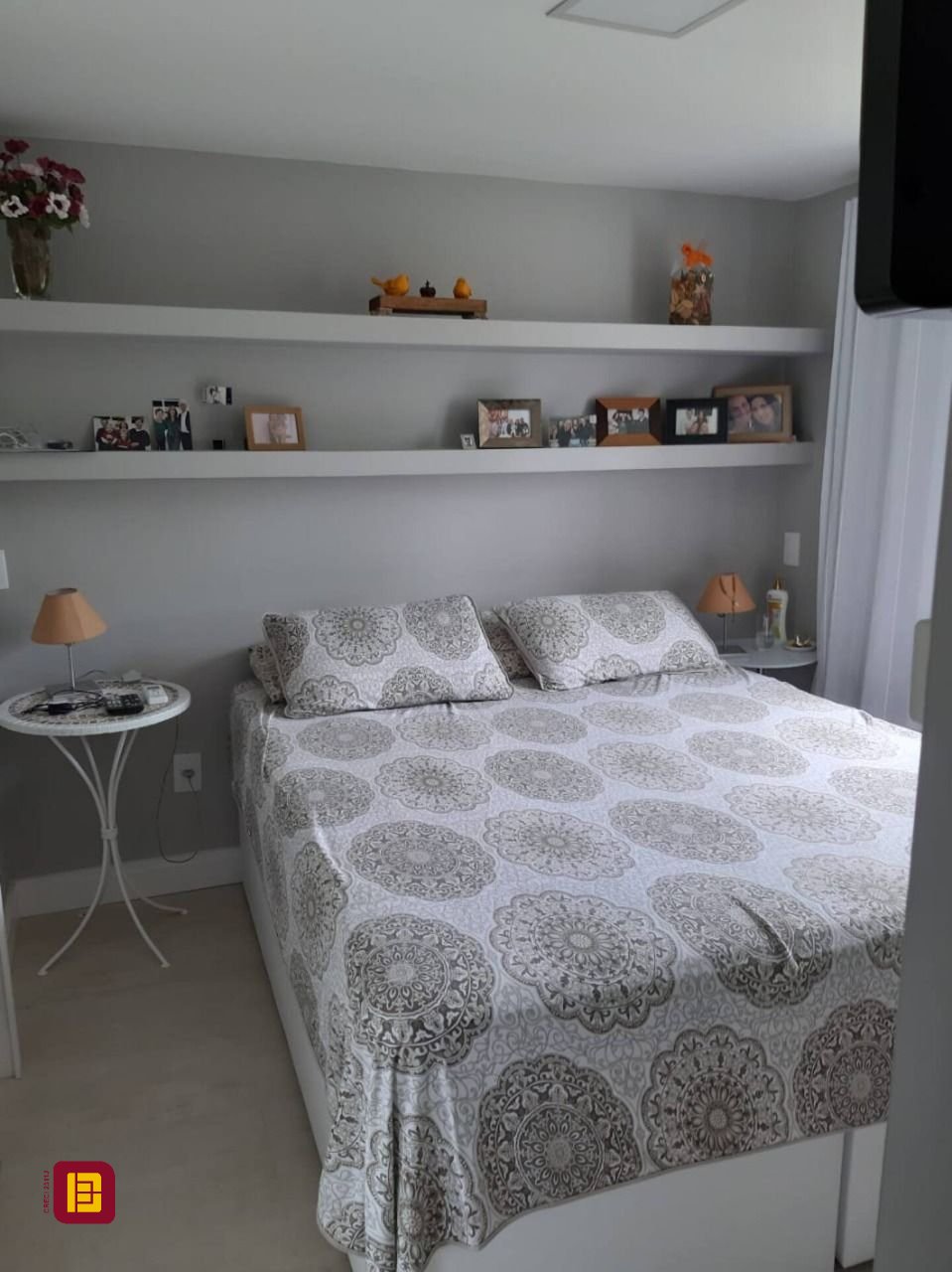 Casa com 190m², 3 quartos (sendo 2 suítes), 3 garagens, no bairro Daniela em Florianópolis