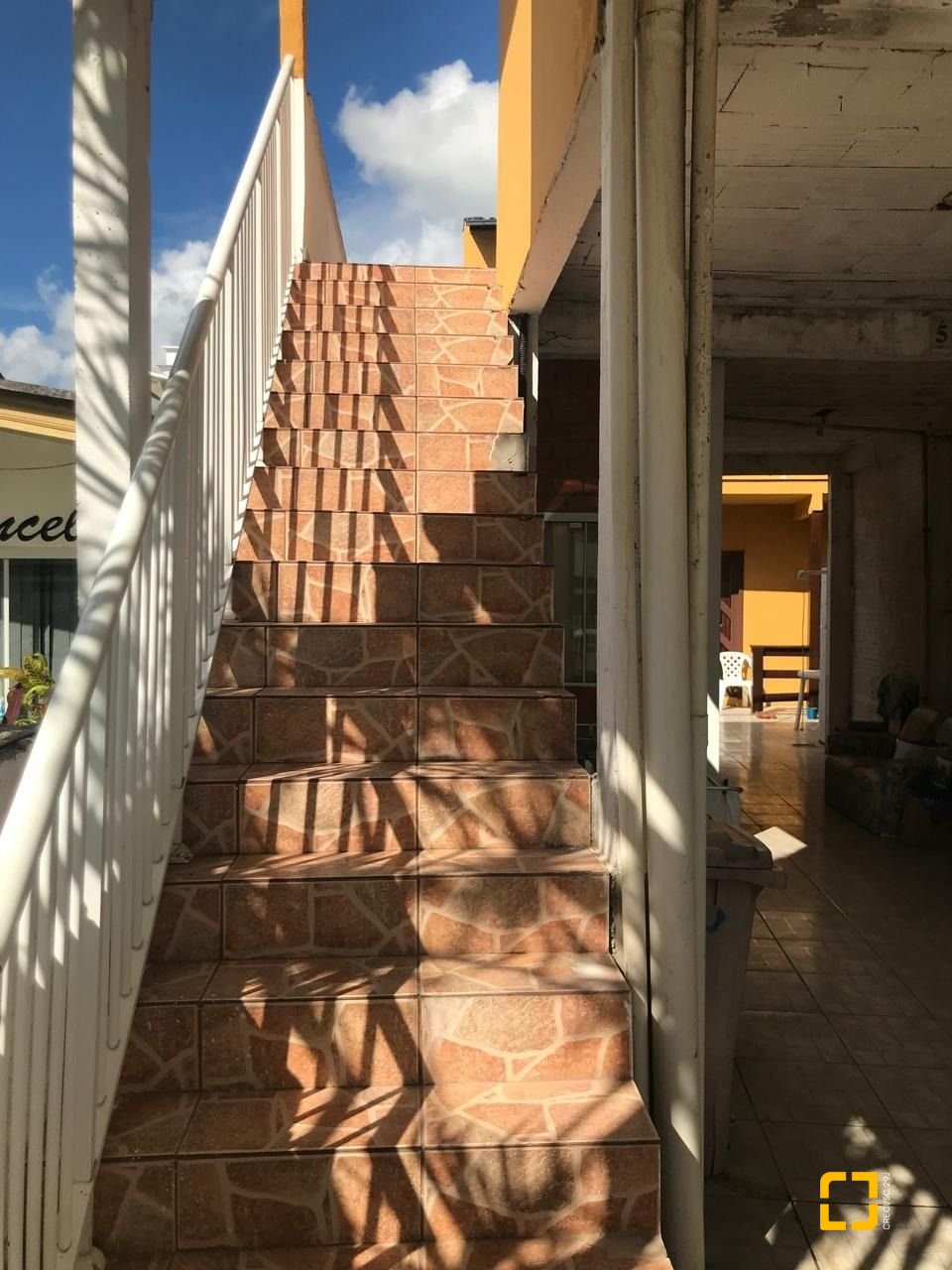 Hotel com 255m², 8 quartos, 2 garagens, no bairro Lagoa da Conceição em Florianópolis