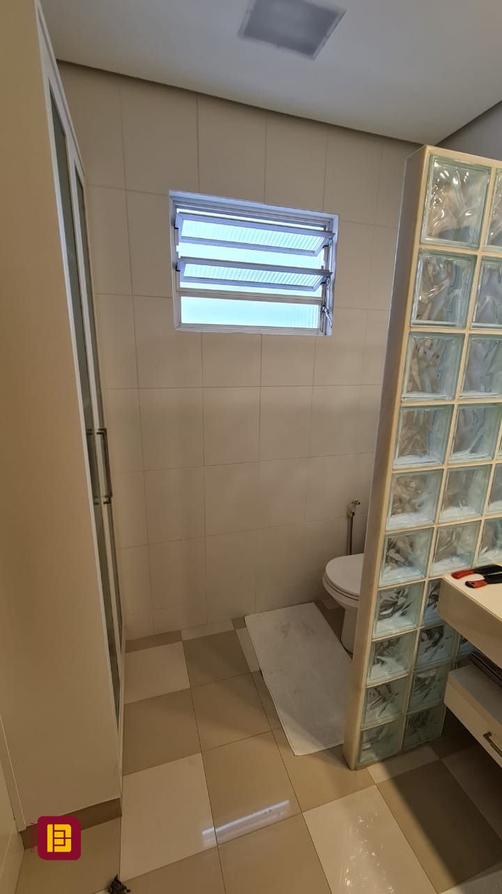 Cobertura com 173m², 2 quartos (sendo 1 suíte), 1 garagem, no bairro Centro em Florianópolis