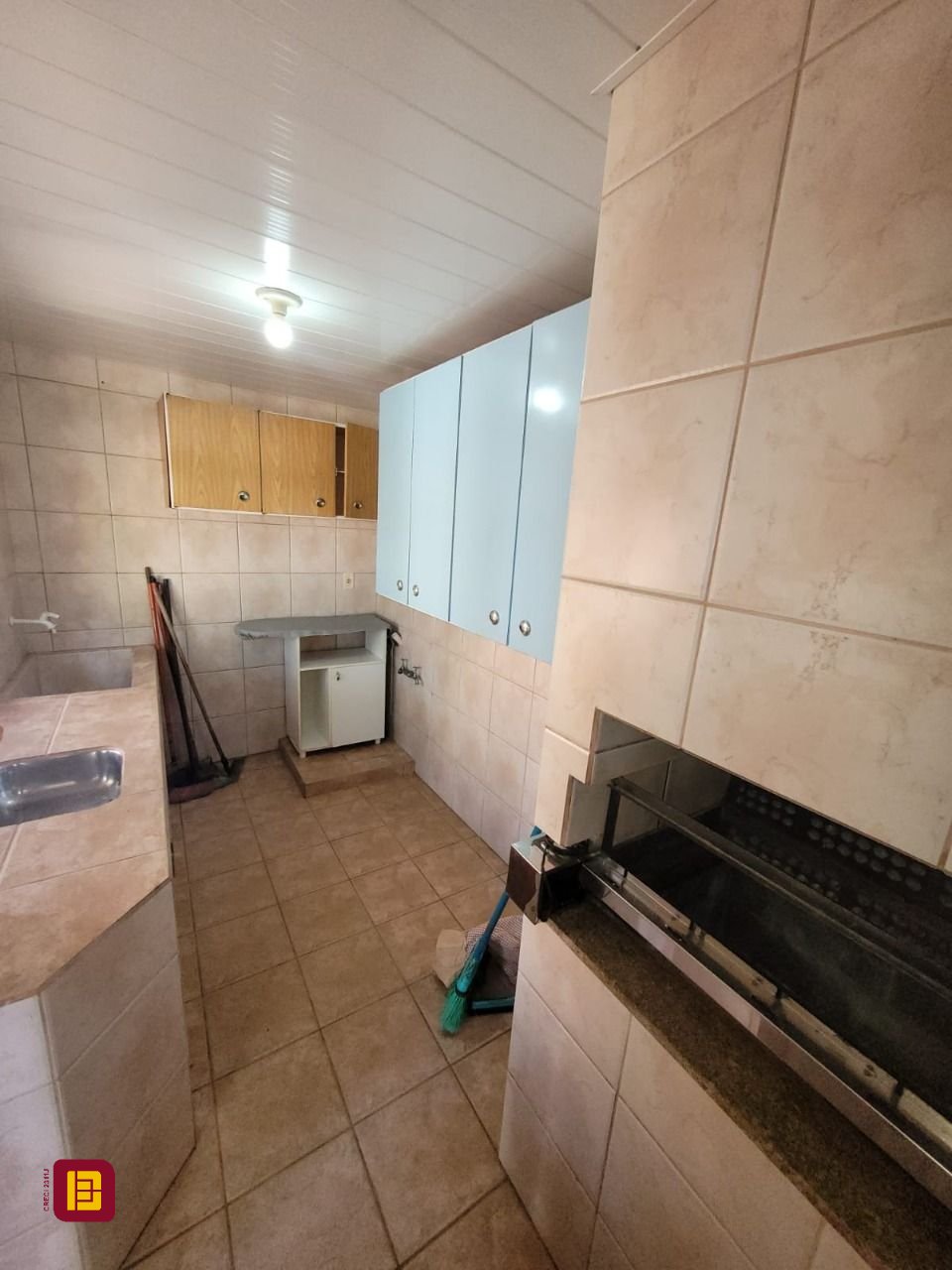 Casa com 138m², 4 quartos (sendo 1 suíte), 4 garagens, no bairro Estreito em Florianópolis