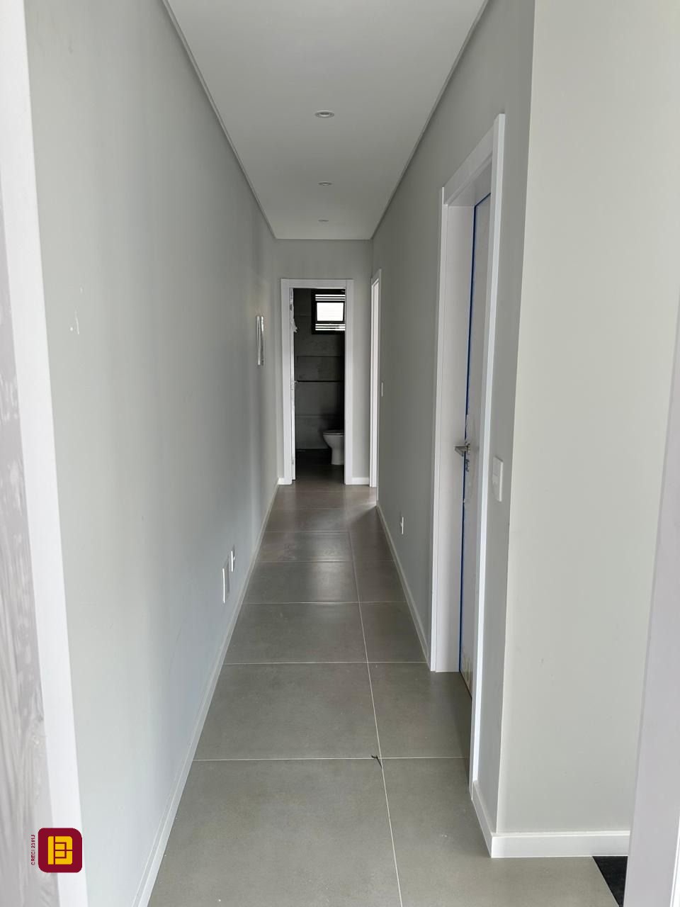 Casa com 165m², 6 quartos (sendo 3 suítes), 4 garagens, no bairro Ingleses em Florianópolis