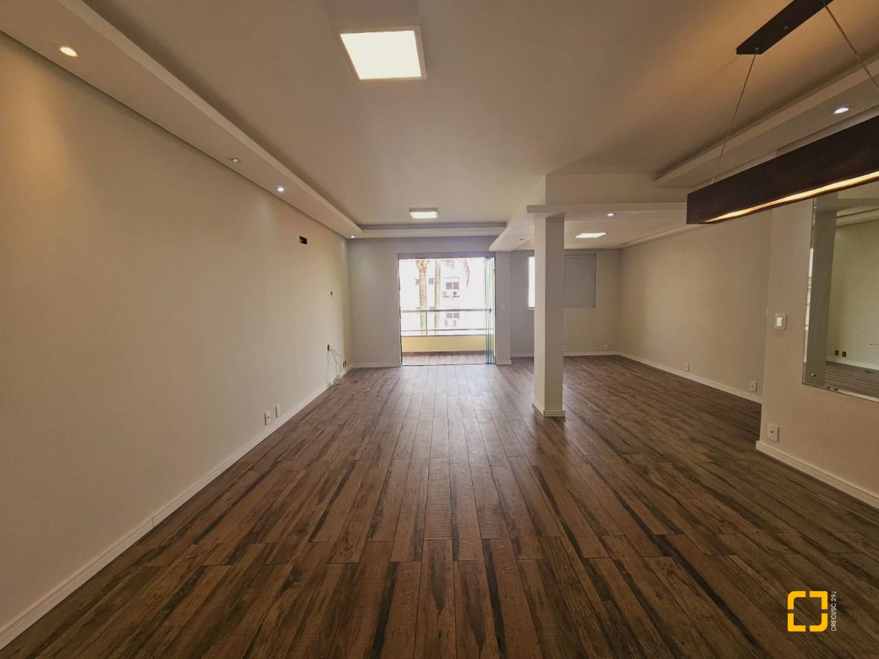 Apartamento com 108m², 4 quartos (sendo 1 suíte), 1 garagem, no bairro Bom Abrigo em Florianópolis
