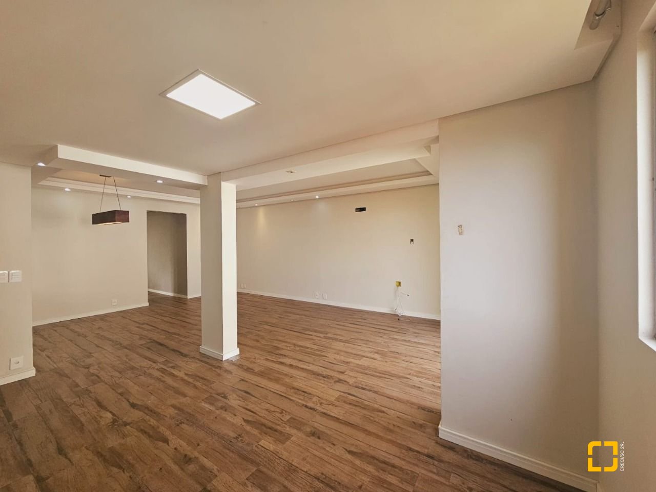 Apartamento com 108m², 4 quartos (sendo 1 suíte), 1 garagem, no bairro Bom Abrigo em Florianópolis